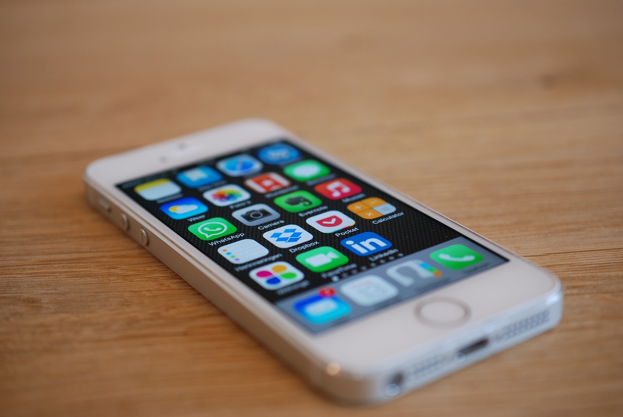 个人简历app下载（个人简历手机app）